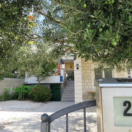 Kojan Апартаменты *